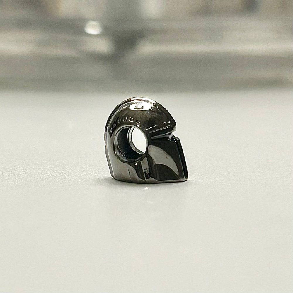 Star Wars The Mandalorian Helmet Charm - Picture 2 of 6